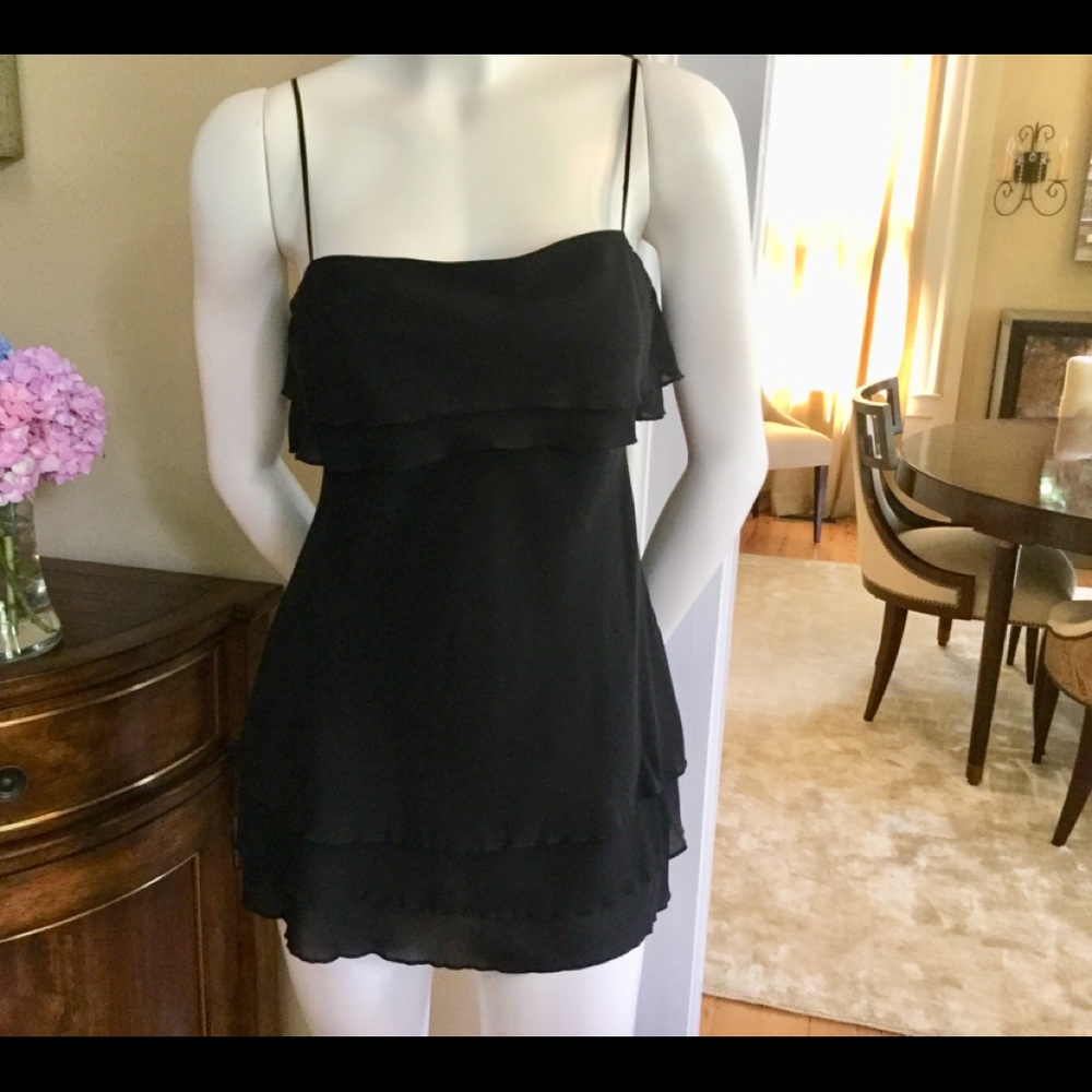 White House/Black Market Tunic